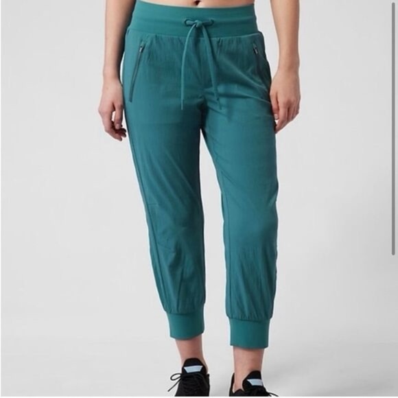 Athleta Pants - Athleta Trekkie North Teal Blue Crop Joggers Pants Size 8 Petite